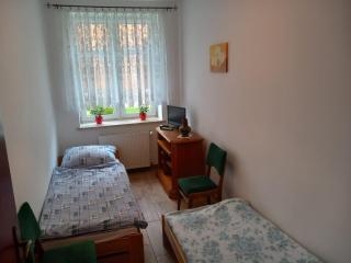 Kwatery pod wieżą - 1