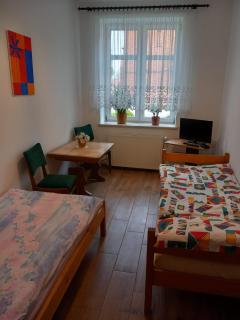 Kwatery pod wieżą - 3