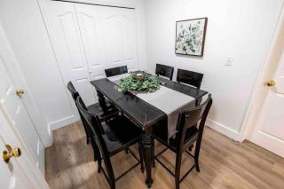 Maple Canyon w/Kitchen&wash+dry - - 6