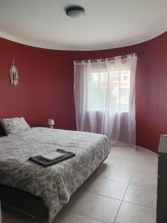 Brisa's Haven Guesthouse !Pet Friendly! - Lagos - 7
