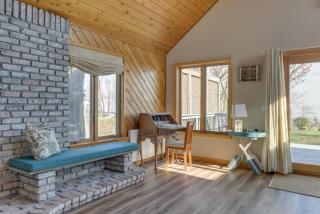 Amazing Rocky Point Retreat Overlooking the Sound! - 5