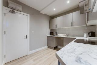 Cozy Holloway Kitchenette -Your Home Away from Home in Central London - 1