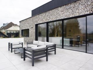 Grand Designs Chess Valley Project - Rickmansworth - Rickmansworth - 6