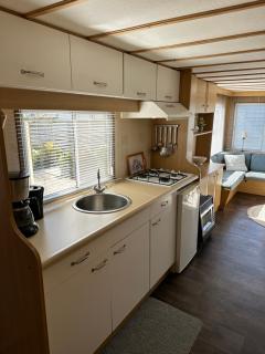 Gezellige STACARAVAN met groot, zonnig terras! - 9