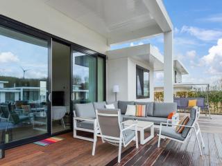 Water villa with jetty and 3 leisure boats - 5