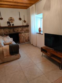 Casa rústica con jardín en Pesués - 3