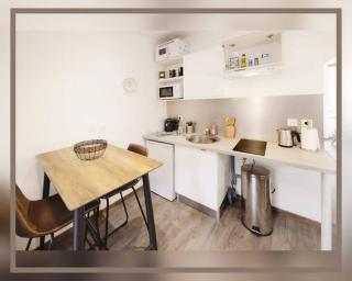 charmant deux pièces dans le vieux Montluçon - Montluçon - 9
