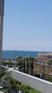 Nouveau! Studio centre ville avec terrasse vue mer, classé 2 étoiles - La Grande-Motte - 3