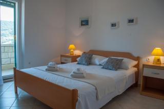 Apartments by the sea Pucisca, Brac - 5625 - Pučišća - 2