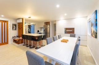 Kingfisher Views - Premium family house in Oneroa - 5