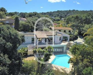 Villa l'Arbanaise vue mer piscine presqu'Ile Giens BY HC - Hyères - 0