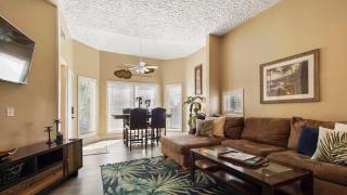 BeachLife Unit ABC Getaway Sleeps 34 - Panama City Beach - 8