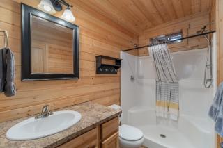 Painted Pony Cabin by NW Comfy Cabins - 5