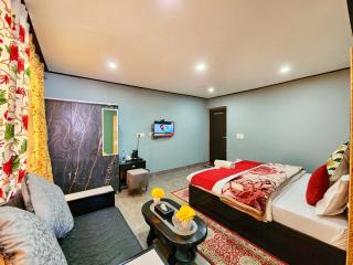 Hotel Seven Pahalgam - 1