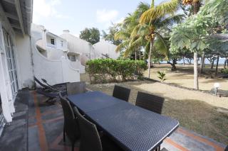 Fully furnished luxury villa 3 right on a blue ocean - Belle Mare - 3