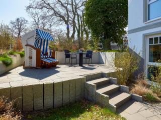 Villa "Düne 4" - WG1 im EG mit Terrasse strandnah - Binz - 9