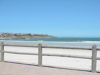 Sea Glimpse Yzer - Yzerfontein - 2