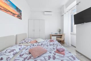 Market & Art square place - 7