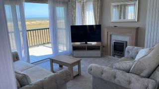 Stunning Caravan With Full Sea Views At Broadland Sands In Suffolk Ref 20236Bs - Hopton on Sea - 8