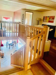 Maison de village entre lac et montagnes - Loisin - 8