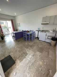 Doreen Suites - Kalamaki - 7