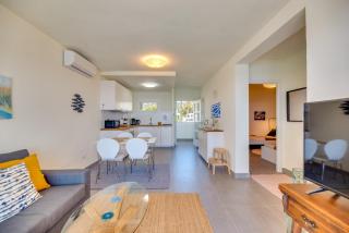 VB Bellavista 2BDR Stunning Seaviews - 4