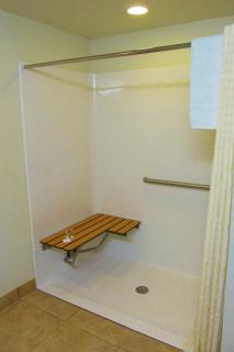 Crystal Springs Inn and Suites - Towanda - 8