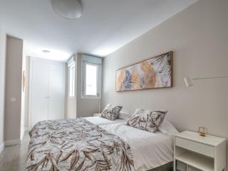 New beach front apartment with large balcony - Torrox Costa - 6
