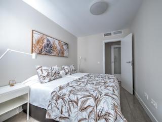 New beach front apartment with large balcony - Torrox Costa - 5