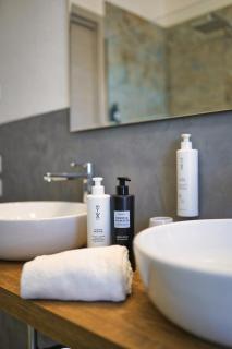 Vanda Luxury House near Gardaland and Garda Lake - 2