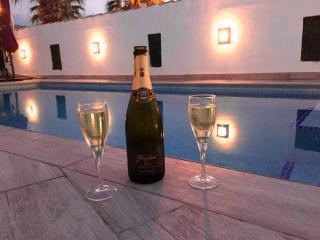 Elegant Villa in Alicante with Pool - 1