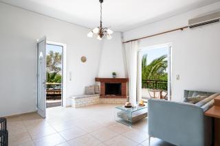 A 5 bedroom villa with pool & amazing sea view! - Sellía - 6