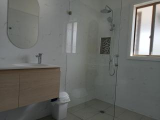Boyle's Beach House - Fully furnished 3 Bedroom home. Secure parking. - Nambucca Heads - 1