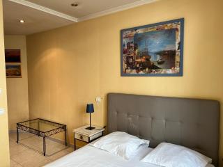 Village Croisette - Cannes - 9