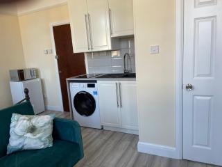 Cosy Studio With Full Facilities. - Londres - 3