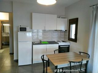 Gianni's Apartment 1 by the Sea - Ammouliani - 8