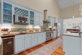 Grand Home on 10 Acres in Surf City w/Private Pond! - Hampstead - 4