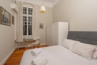 1930's neoclassical apt in the heart of Athens - 1