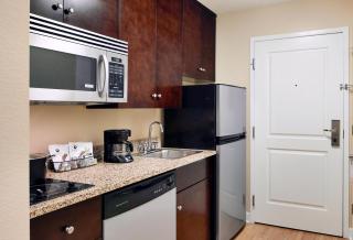 TownePlace Suites by Marriott Jacksonville - Jacksonville - 9