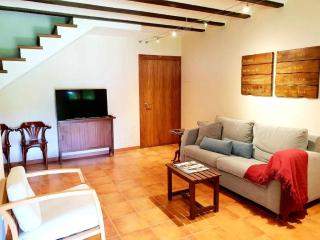 Masía restaurada con piscina privada-28 pax - 8