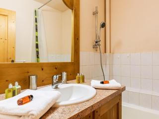 Appartement familial au pied des pistes, 3 chambres, 2 salles de bain, garage - Proche village - FR-1-437-34 - La Clusaz - 5