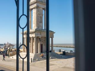 Pass the Keys Sunset Cottage Luxury Home On The Seafront - Herne Bay - 5