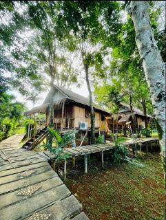 Bamboo Hideaway Resort - 2