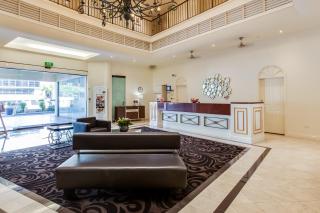 Central Cosmo Apartment Hotel - Brisbane - 4