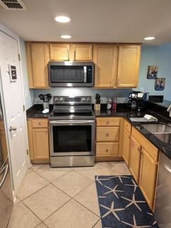 Biloxi Beach Condo-B - Biloxi - 4