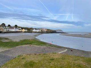 32 Maescurig - Newport - 8