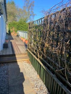 Chalet on the Green - Self Contained with parking. - Inshes - 2