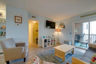 Oceanfront Carolina Beach Condo with Pool and Views! - Carolina Beach - 5