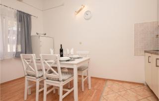 Amazing Home In Vrgorac With Wifi - Vrgorac - 1