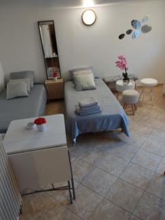 Studio meublé avec piscine partagée - La Ferté-Gaucher - 3